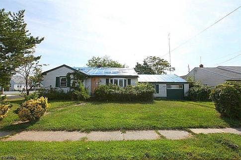 1st image of 2020 Kuehnle Ave
