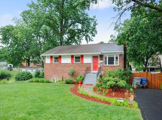 3203 Hewitt St, Falls Church, VA 22042