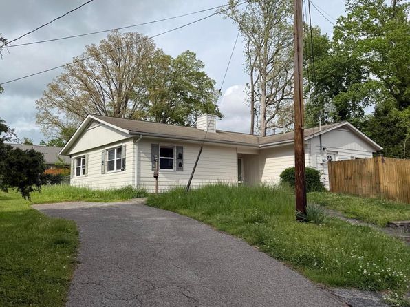119 Newberry Cir, Oak Ridge, TN 37830
