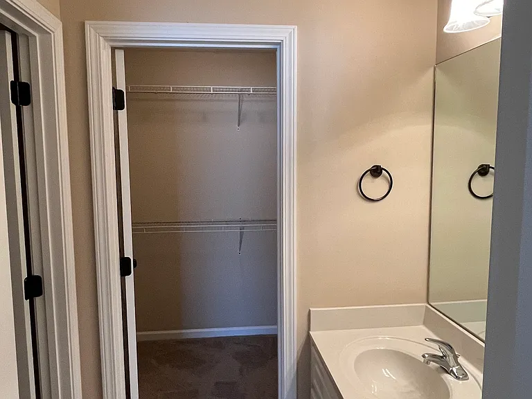 110 Satomi Way — Photo 16