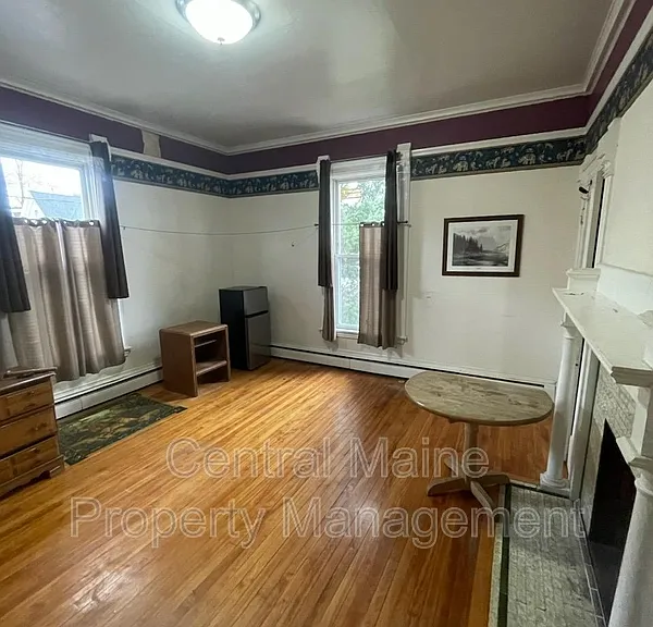 256 Main St #2 — Photo 5