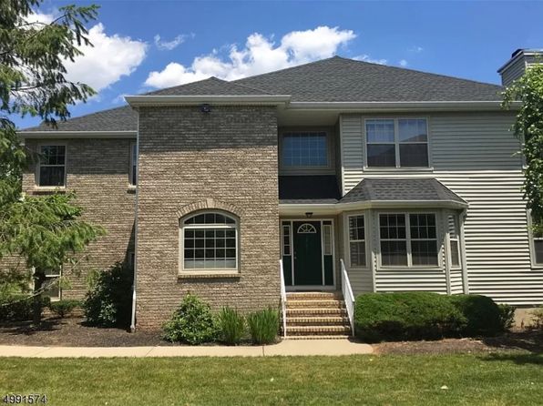 1401 Taggert Dr #1