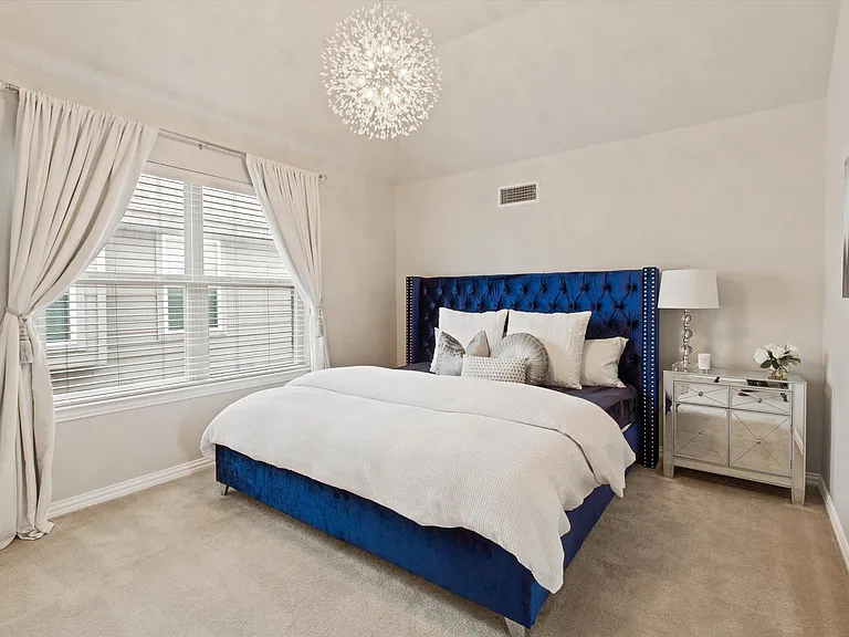 8720 Devonshire Dr — Photo 26
