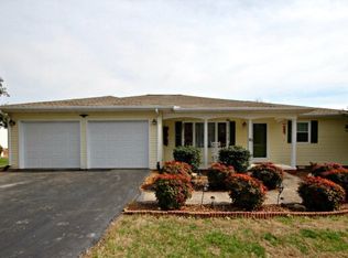 273 E McCormick Rd, Livingston, TN 38570