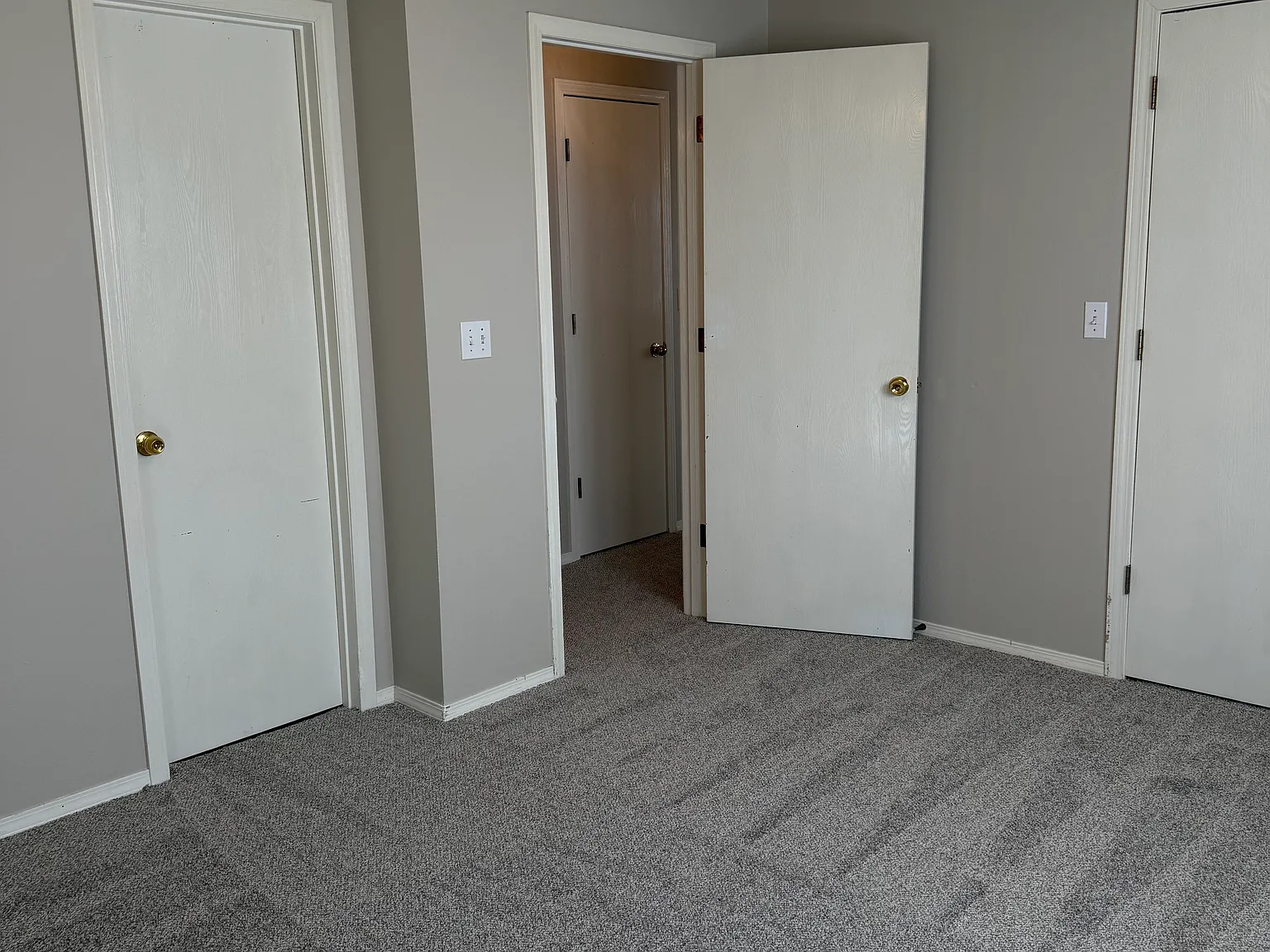 3145 Adele Ct — Photo 2