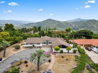 3330 Apostol Rd, Escondido, CA 92025