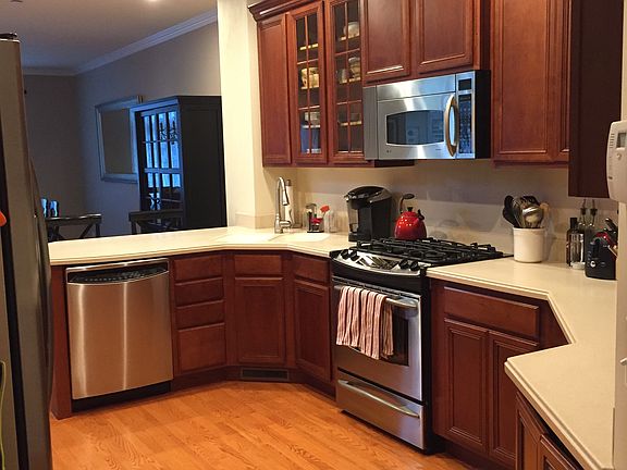 2nd image of 221 Newberry Ave