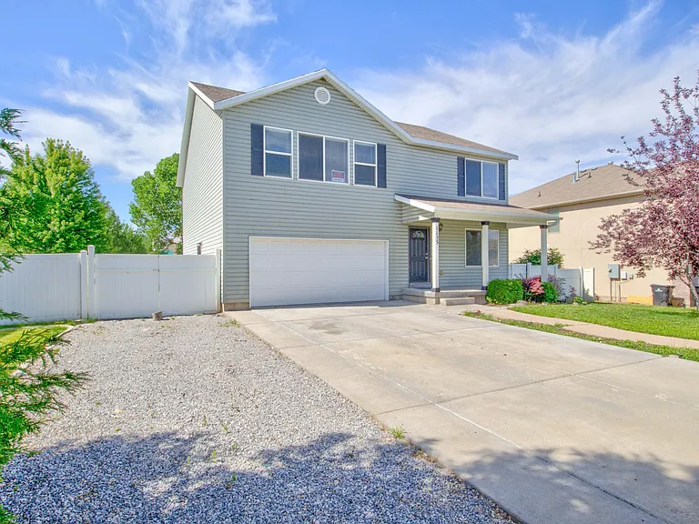 1153 W 400 S — Photo 41