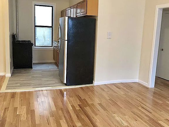 4th image of 2819 Tilden Ave APT 1D