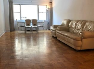 100 W 57th St APT 4F, New York, NY