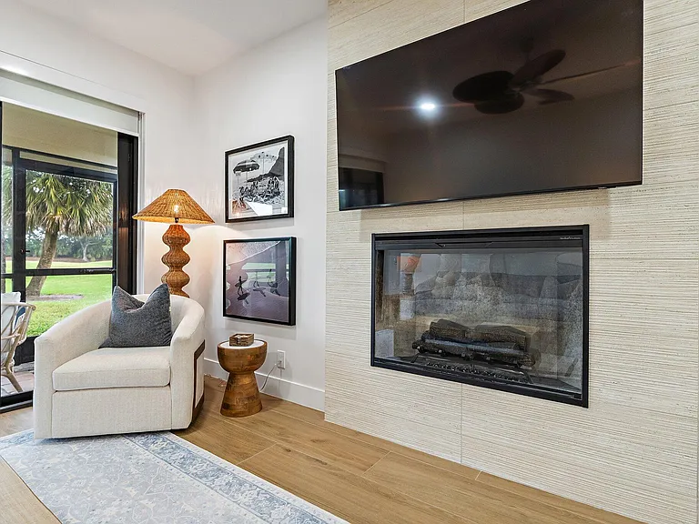 150 Old Meadow Way — Photo 15