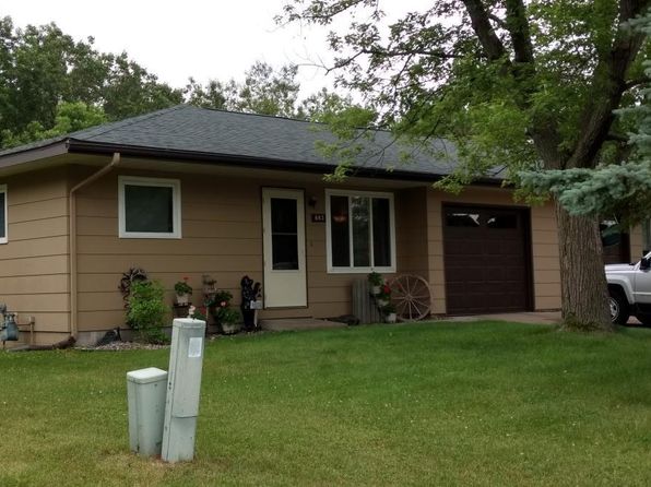 663 Carol Ct