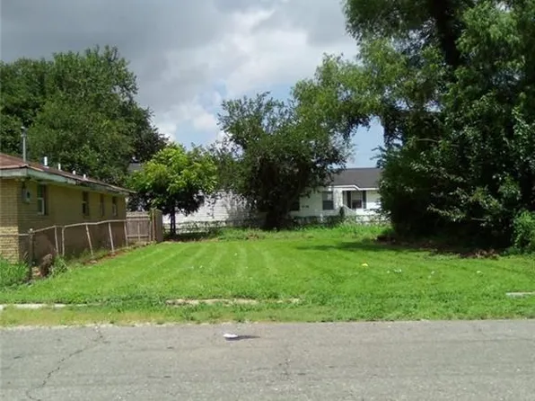 2032 France St, New Orleans, LA 70117