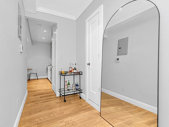 2nd image of 421 W 21st St APT 4E