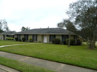 1228 Wilshire Dr, Alexandria, LA 71303