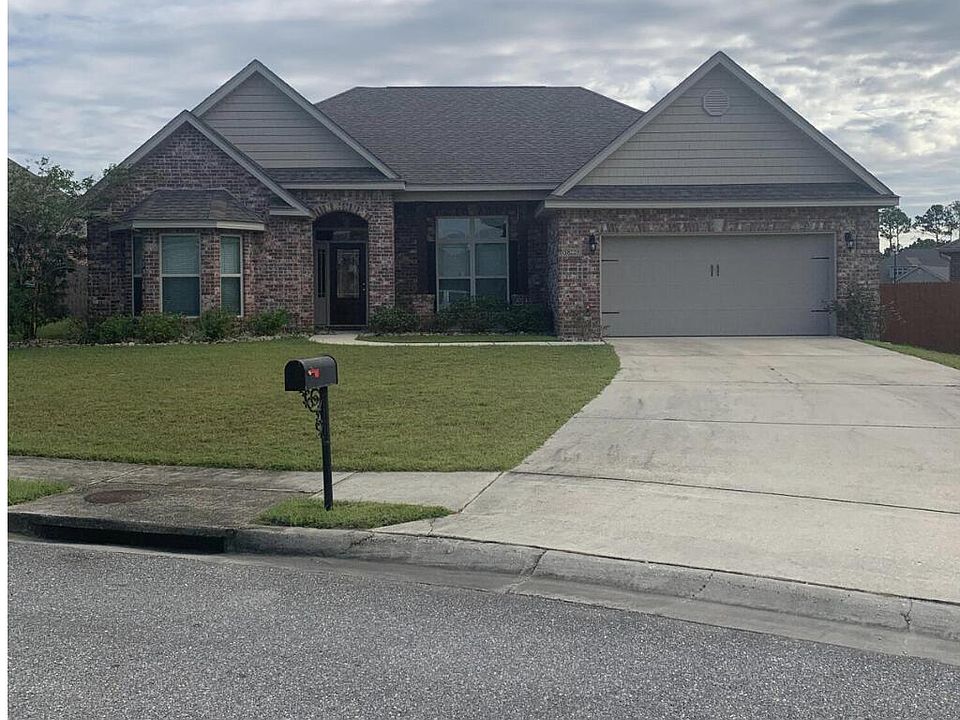 1st image of 18229 Fraser Dr