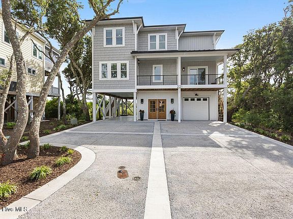 4th image of 221 Porto Vista Drive