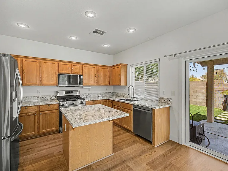 1078 Little Rock Way — Photo 4