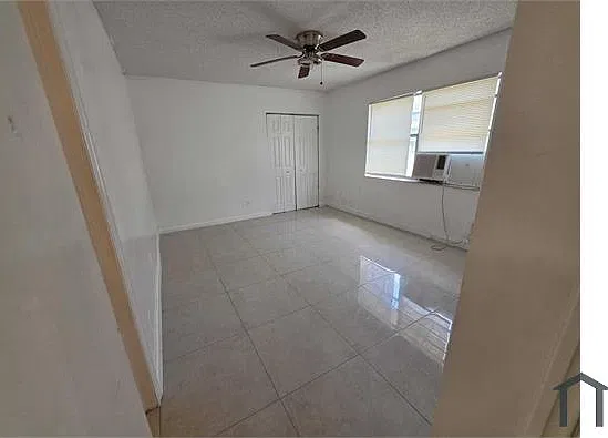 3 bed, 1220 sqft, $2,250 — Photo 3
