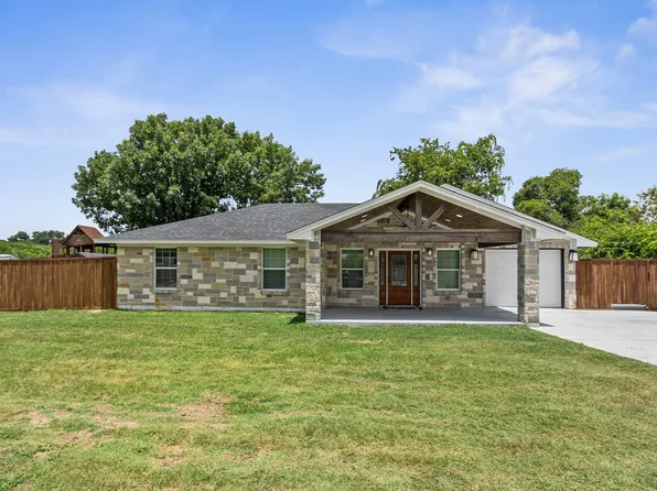 318 Franklin Rd, Eddy, TX 76524