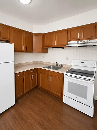 1066 S Cross St #4 Photo 1