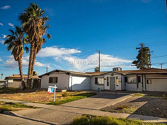 2nd image of 1041 King Richard Ave