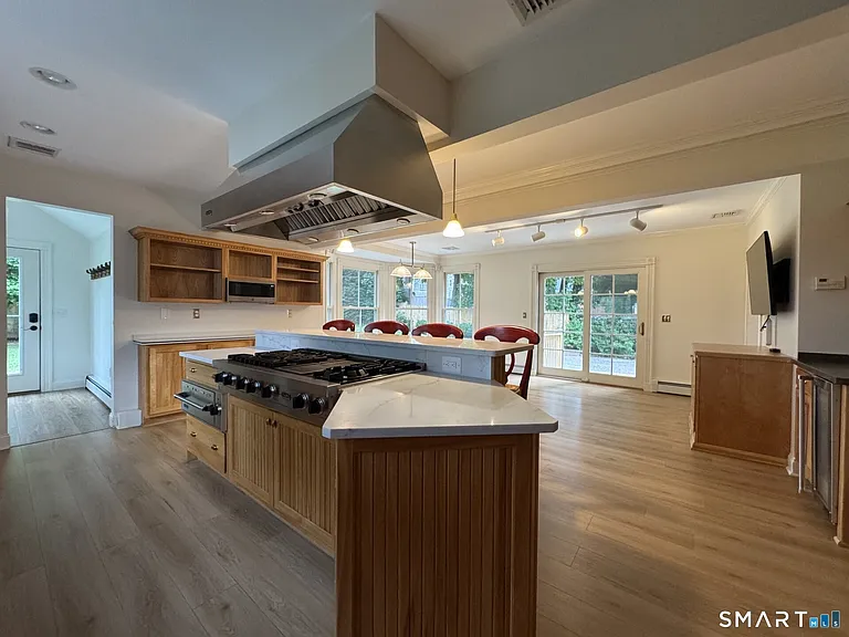 9 Lemay St — Photo 19