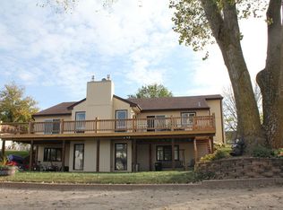 8602 Oahu Cir, Papillion, NE 68046