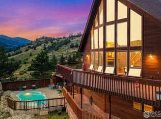 532 Elkridge Dr, Glen Haven, CO 80532