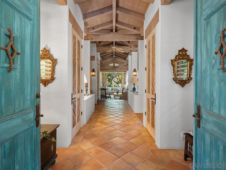 1st image of 17240 Avenida De Acacias