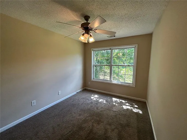 3233 Glenloch Pl — Photo 30