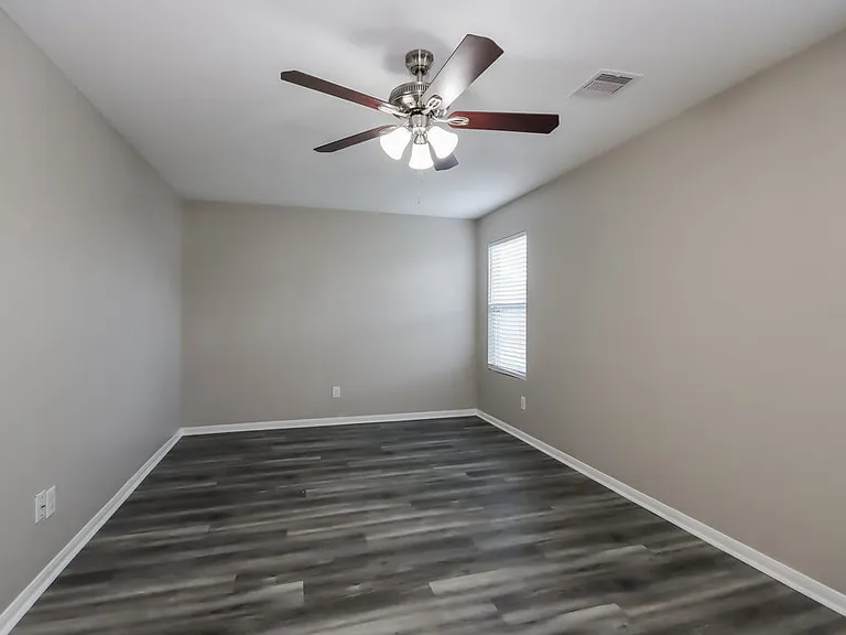 7215 Fox Scene Dr — Photo 14