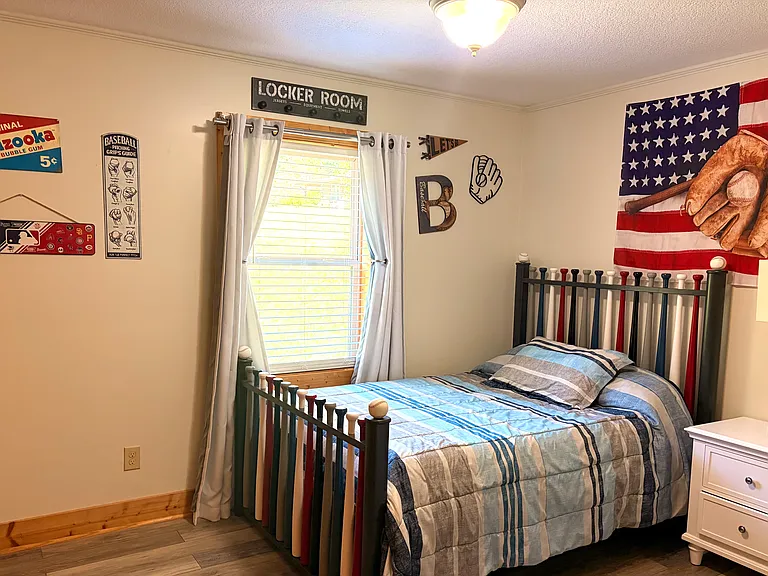 3388 Aerial Way — Photo 10