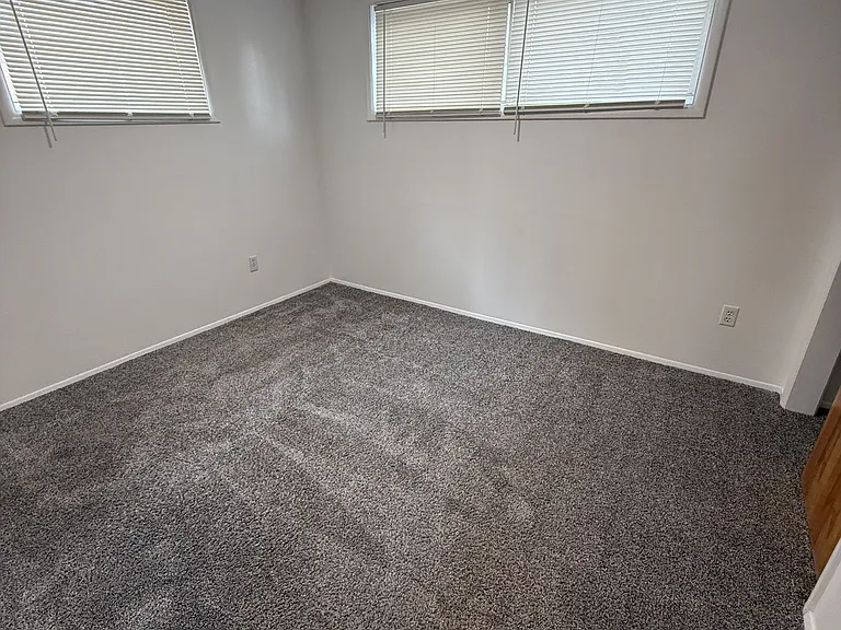 4212 Central Ave #4 — Photo 8