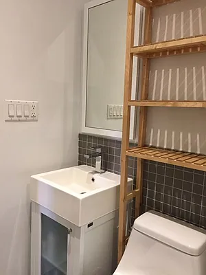 Rented by EXR | media 35