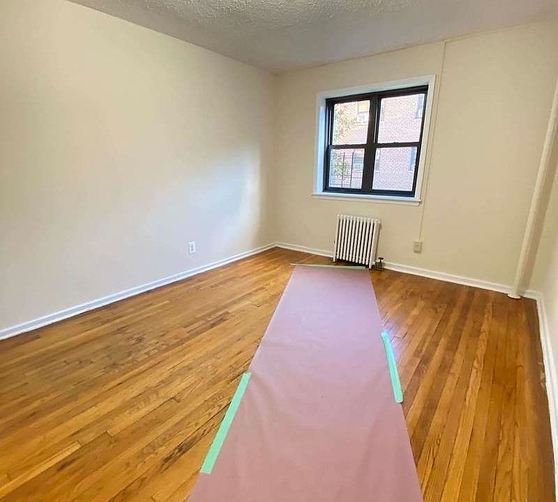 1st image of 21-23 21st Ave #2C