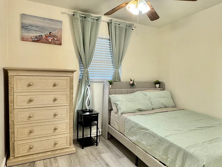 Curtains in all rooms