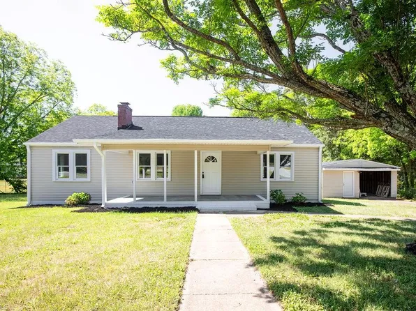348 Albany St, Burlington, NC 27215