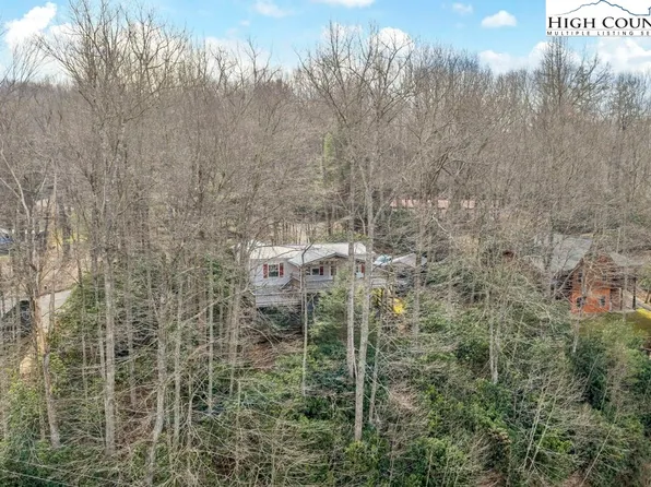 495 Betsy Circle, Todd, NC 28684
