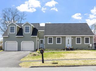 5 Bulova Dr, Nashua, NH 03060