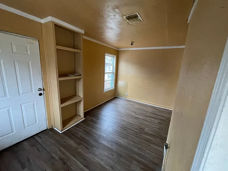 3445 Penick St — Photo 7