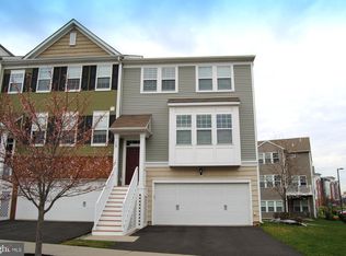 109 Admiral Ln, Warrington, PA 18976