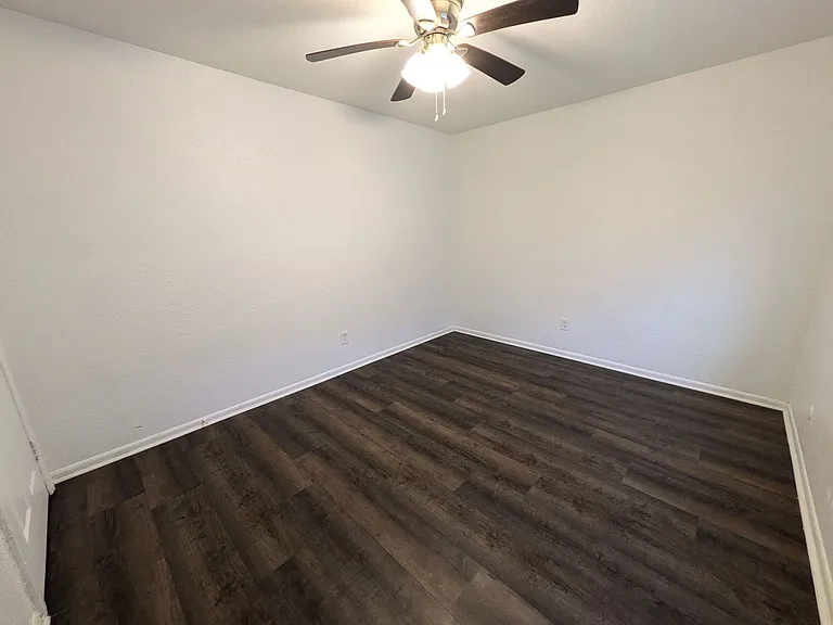 Sullivan Apartment Homes — Photo 45