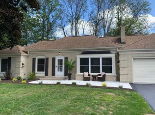 44 Briar Hill Dr, Rochester, NY 14626