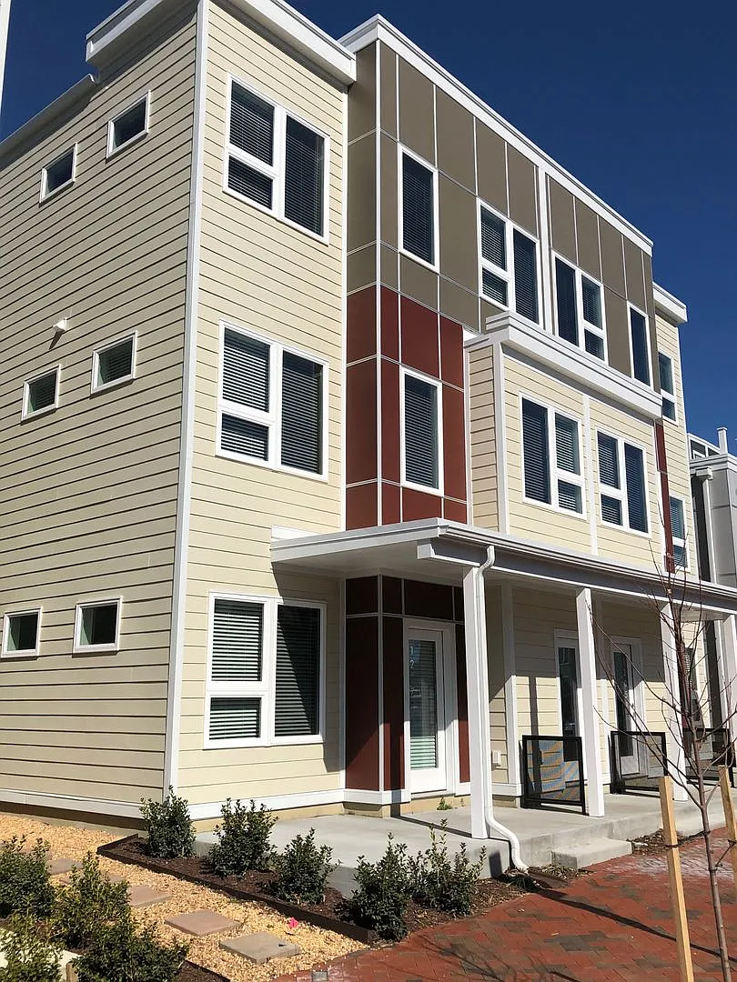 1207 Bainbridge Street — Photo 1
