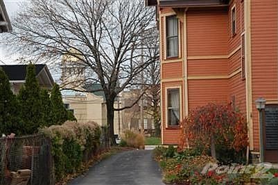 4th image of 13521 Detroit Ave