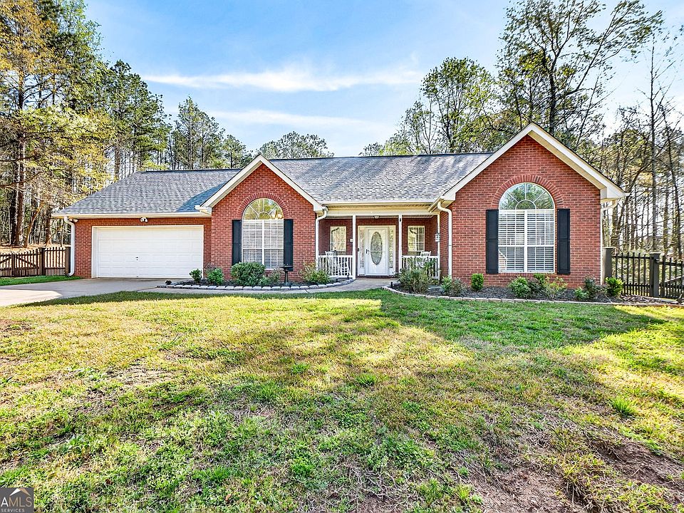 1st image of 331 Patrick Cir