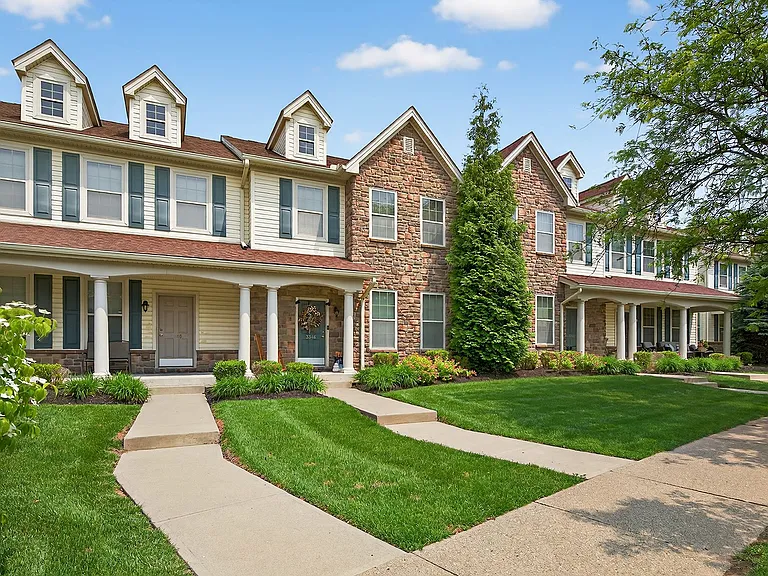 East Hills Townhomes at Bethlehem — Photo 17
