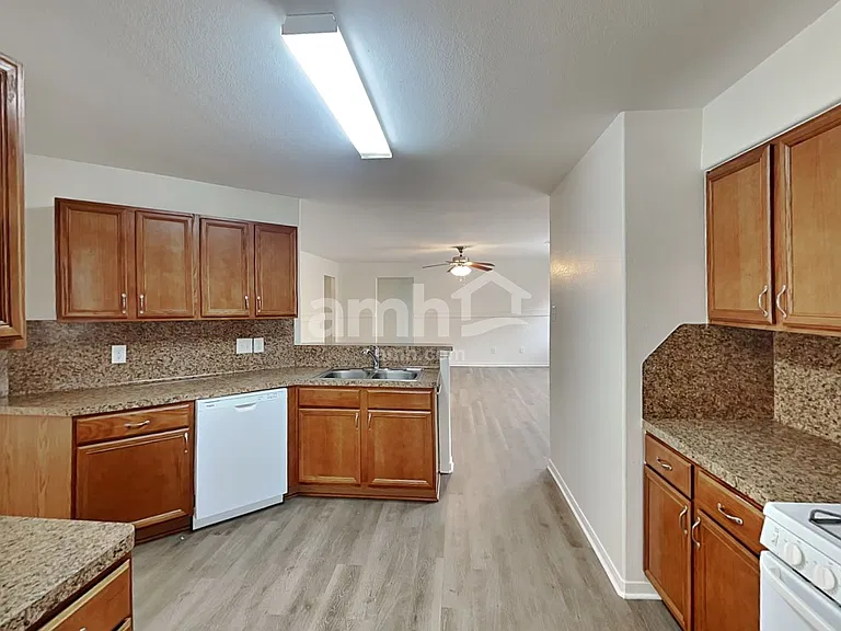 11110 Vanilla Circle Ct — Photo 5