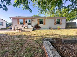 2524 Kansas Ave, Woodward, OK 73801